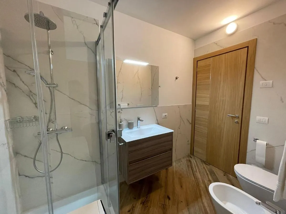 Bardolino Luxury Apartment 0*,