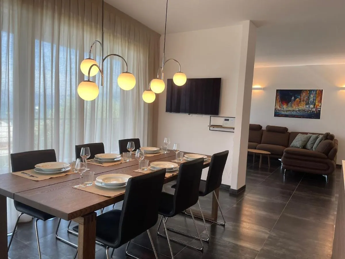 Bardolino Luxury Apartment Italy