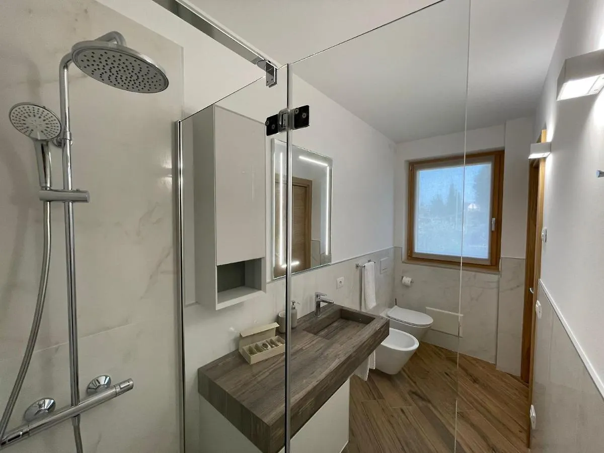 Bardolino Luxury Apartment Italy