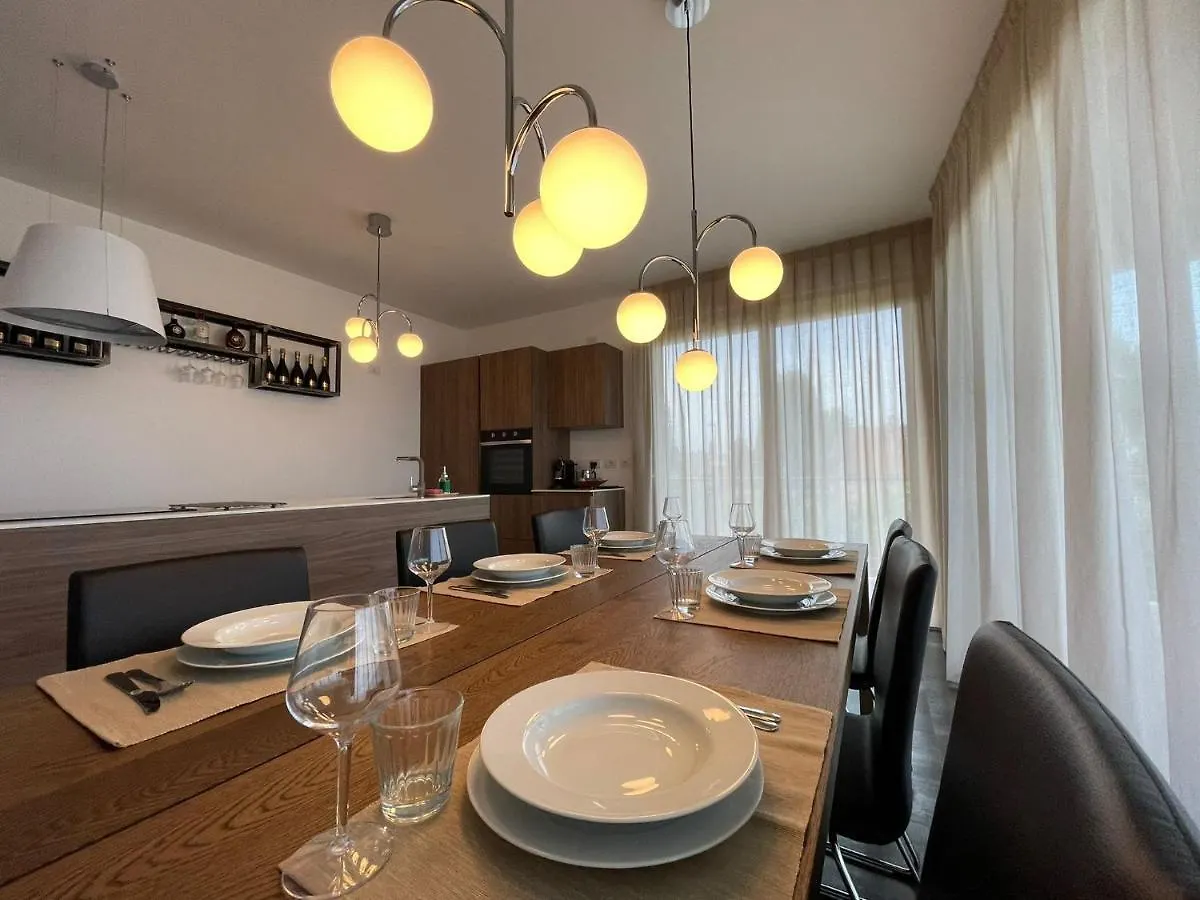 Bardolino Luxury Apartment