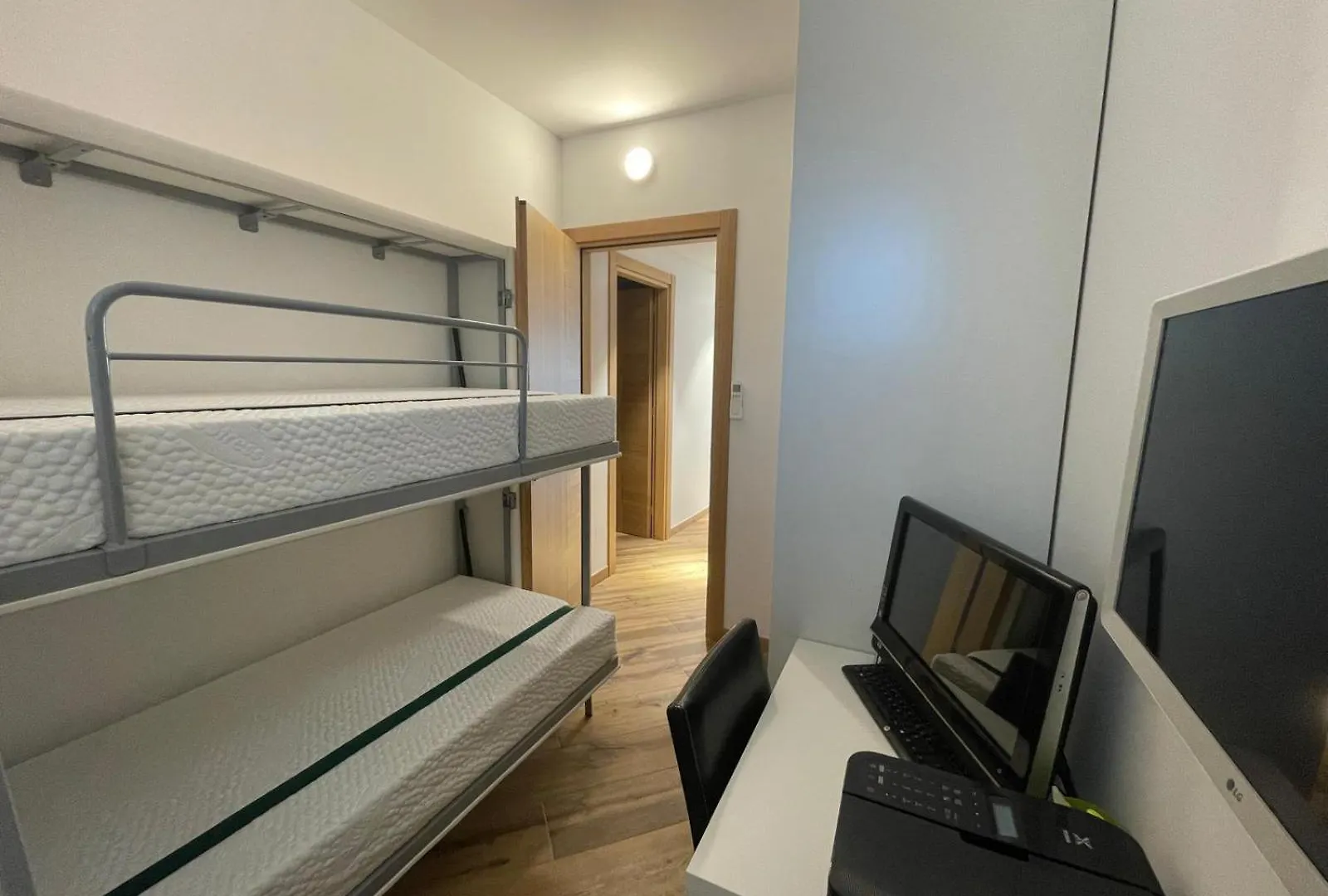 Bardolino Luxury Apartment 0*,  Italy
